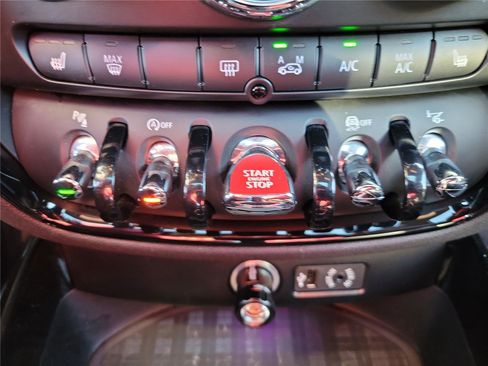 Used 2017 MINI Cooper Clubman S image 28