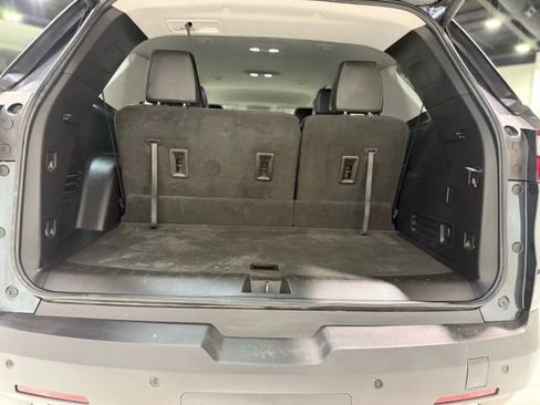 Used 2021 Chevrolet Traverse LT w/ LT Premium Package image 81