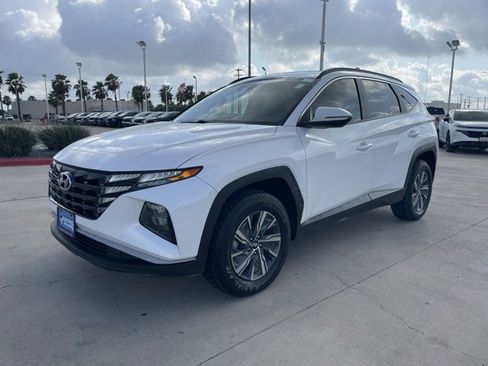 Used 2022 Hyundai Tucson Blue image 6