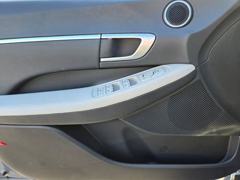 Used 2025 Hyundai Sonata SEL FWD image 33