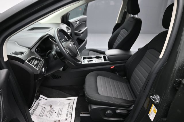 Used 2022 Ford Edge SE w/ Black Appearance Package AWD/4WD image 11