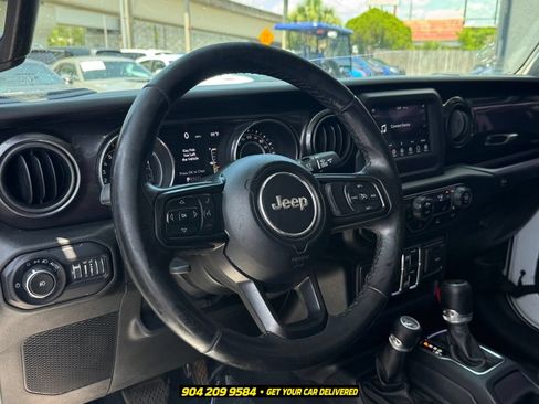 Used 2021 Jeep Wrangler Unlimited Sport AWD/4WD image 17