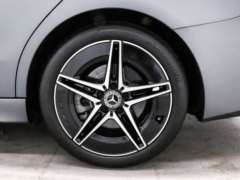 Used 2023 Mercedes-Benz C 300 4MATIC Sedan image 9