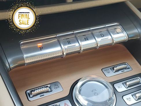 Certified 2024 Lincoln Nautilus Reserve w/ Equipment Group 202A image 23