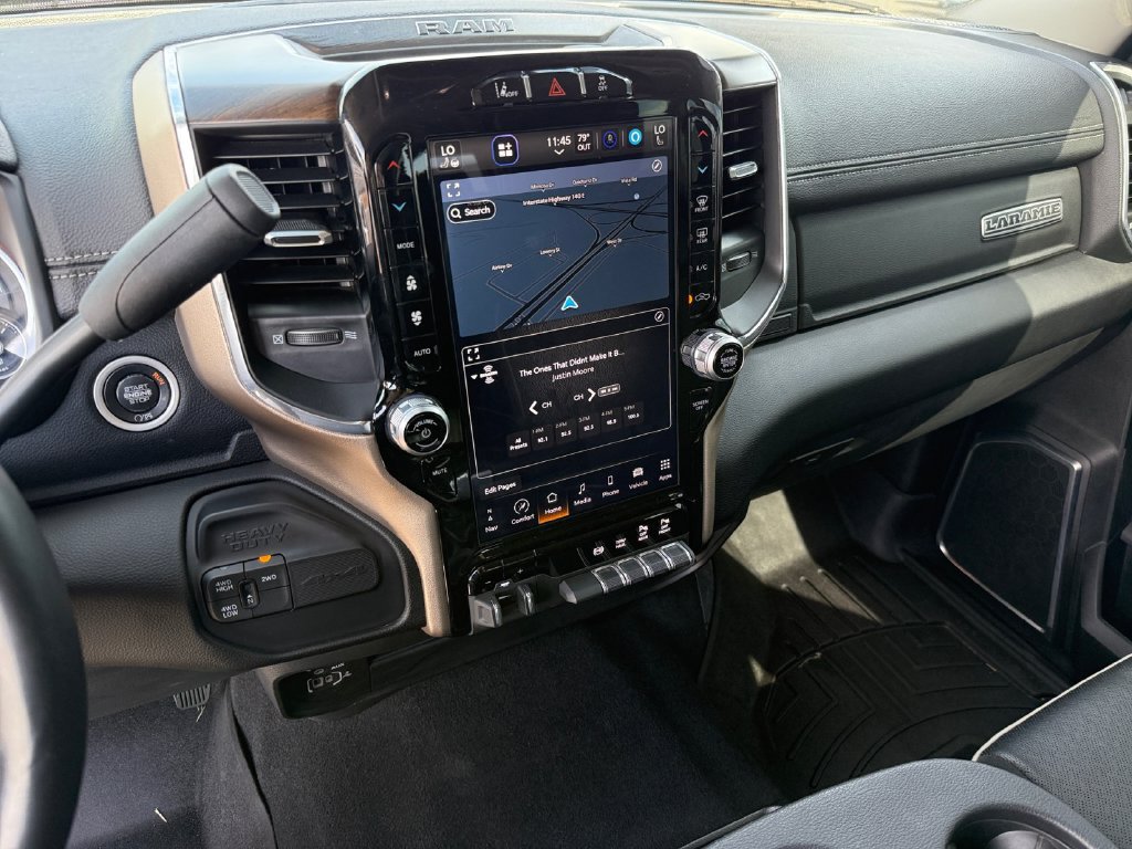 Used 2024 RAM 2500 Laramie w/ Safety Group AWD/4WD image 9