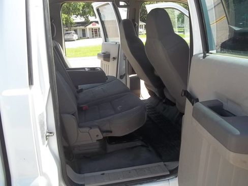Used 2010 Ford F350 XL image 13