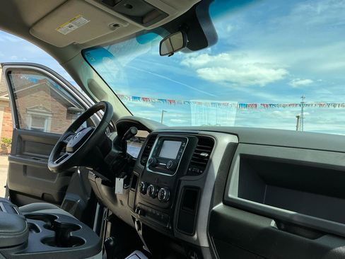 Used 2018 RAM 2500 Tradesman w/ Popular Equipment Group AWD/4WD image 23