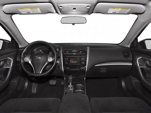 Used 2014 Nissan Altima 2.5 SV image 10