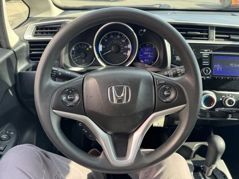 Used 2017 Honda Fit LX image 21
