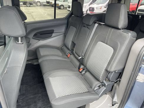 Used 2023 Ford Transit Connect XLT FWD image 9