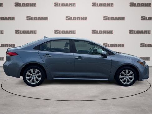 Used 2025 Toyota Corolla LE FWD image 6