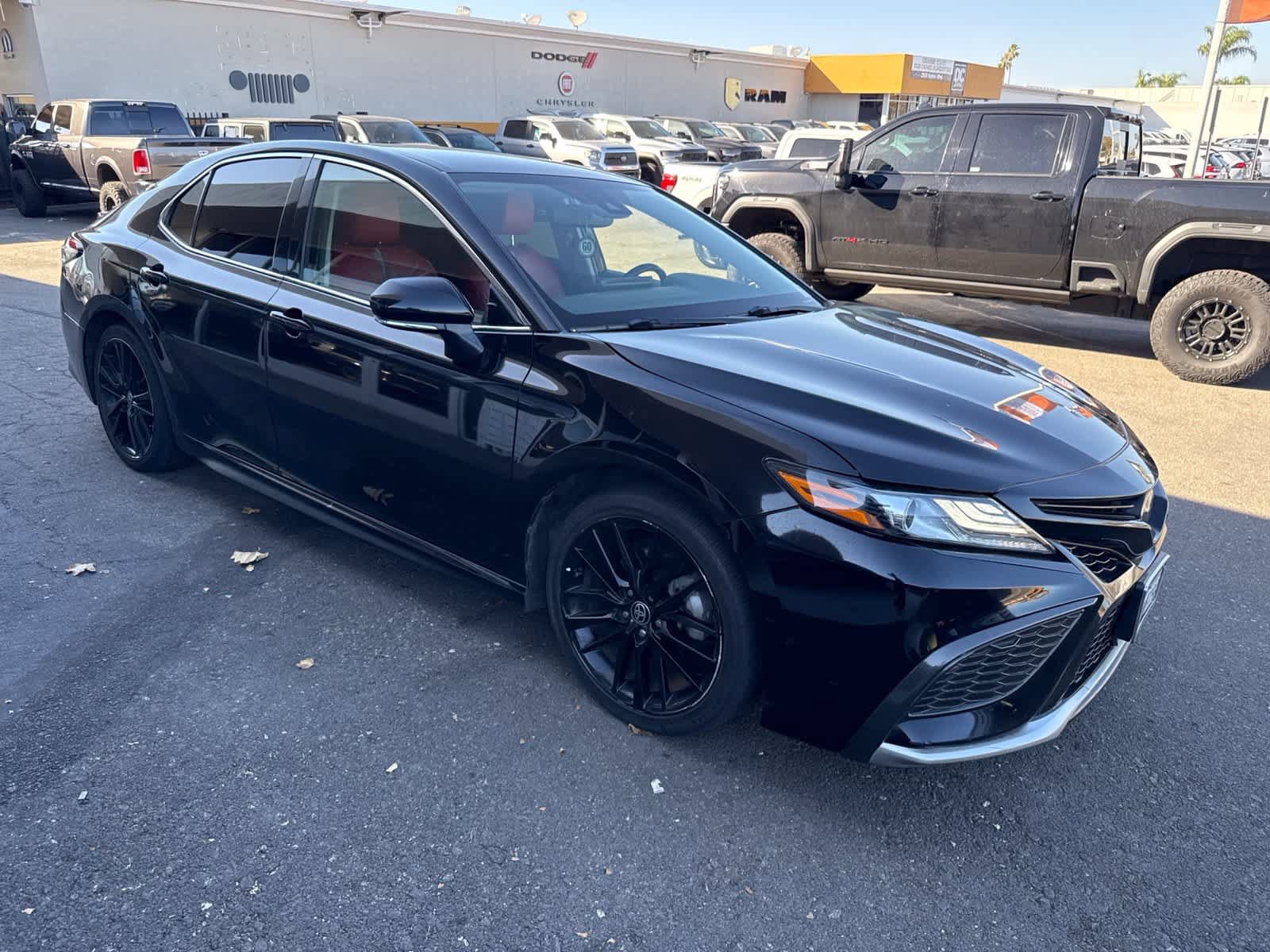 Used 2021 Toyota Camry XSE FWD image 8