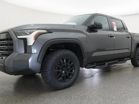New 2026 Toyota Tundra SR5 AWD/4WD image 17