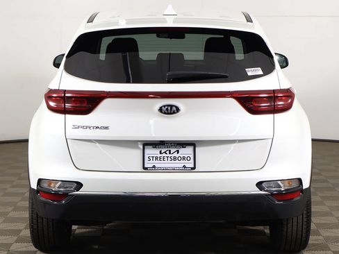 Used 2022 Kia Sportage LX AWD/4WD image 9