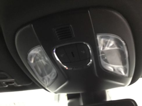 Used 2023 Jeep Compass Limited AWD/4WD image 33