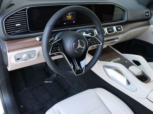 Used 2026 Mercedes-Benz GLE 350 4MATIC image 4