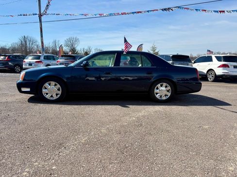 Used 2002 Cadillac De Ville DTS w/ Premium Equipment Pkg image 2