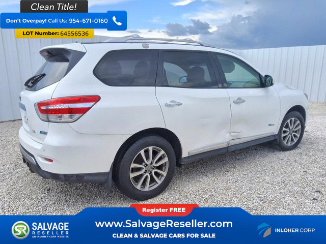 Used 2014 Nissan Pathfinder SL w/ SL Premium Package FWD image 4