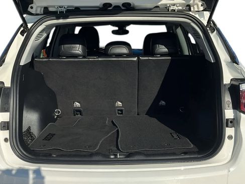 Used 2017 Jeep Compass Latitude w/ Popular Equipment Group image 30