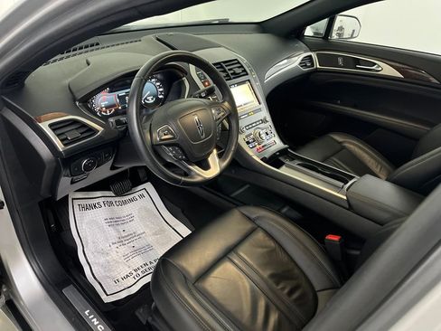 Used 2019 Lincoln MKZ Reserve image 26