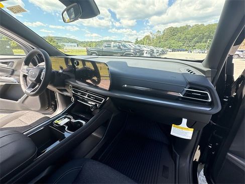 New 2026 Chevrolet Traverse LT w/ Midnight/Sport Edition image 30