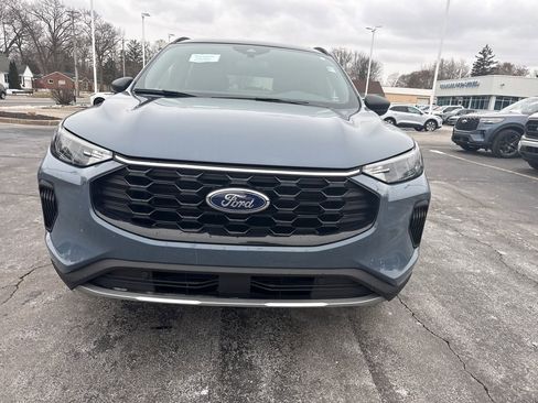 Used 2025 Ford Escape ST-Line w/ Tech Pack #1 image 3