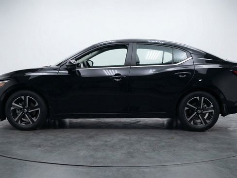 Used 2025 Nissan Sentra SV image 5