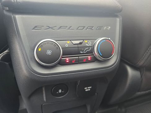 New 2026 Ford Explorer Platinum w/ LUX Leather Package image 13