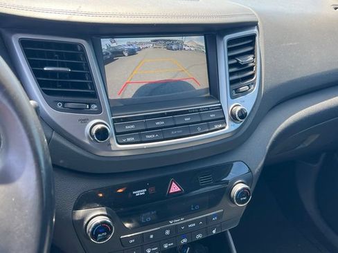Used 2018 Hyundai Tucson SEL Plus w/ Cargo Package AWD/4WD image 23