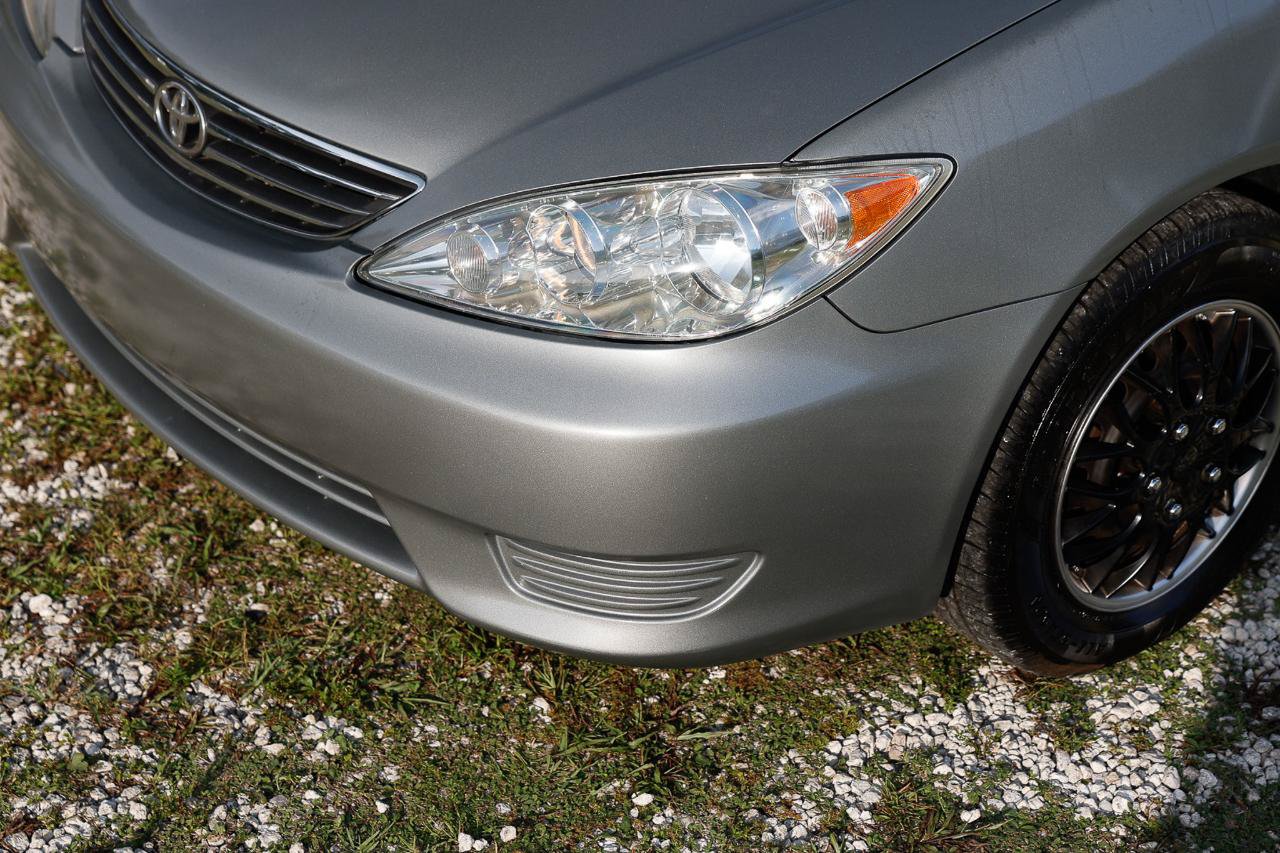 Used 2005 Toyota Camry LE FWD image 22