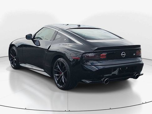 Used 2025 Nissan Z Performance w/ Floor Mat Package RWD image 8