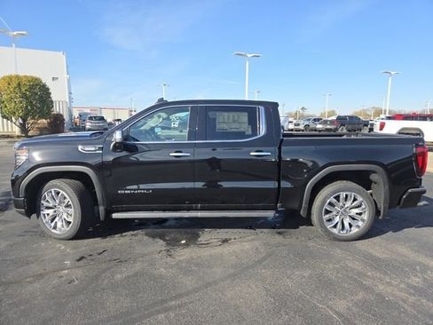 New 2026 GMC Sierra 1500 Denali image 25