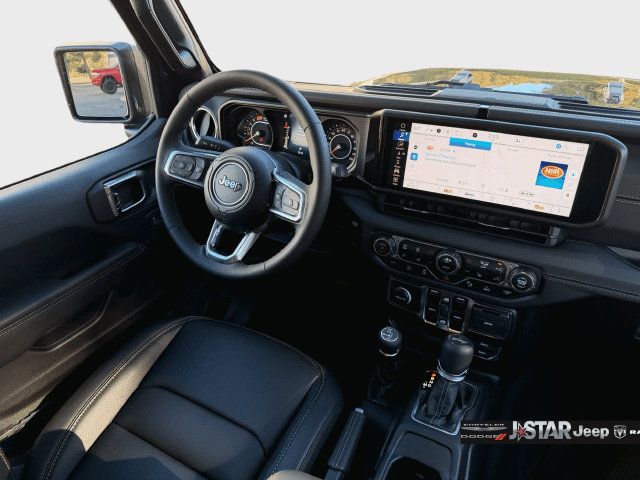 New 2025 Jeep Wrangler Unlimited Sahara AWD/4WD image 14