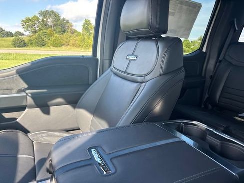 New 2026 Ford F350 Platinum w/ Tremor Off-Road Package AWD/4WD image 22