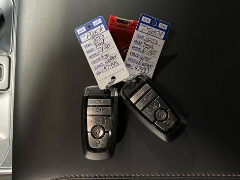 Used 2023 Ford F150 Raptor image 28
