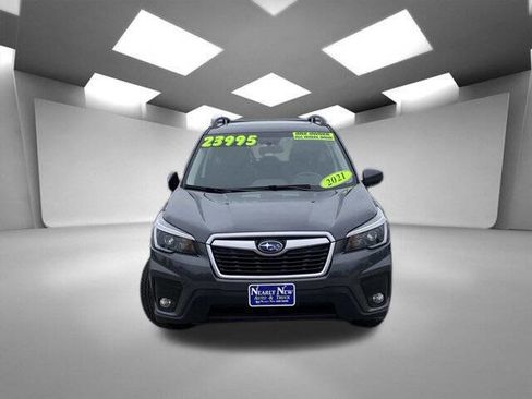 Used 2021 Subaru Forester Premium image 3
