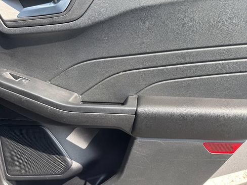 Used 2025 Ford Escape ST-Line FWD image 45