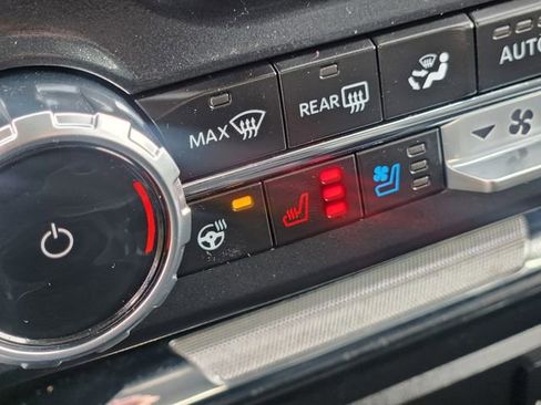 Used 2024 Ford F350 Lariat w/ Lariat Ultimate Package image 25