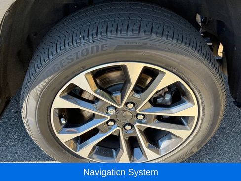 Used 2022 Jeep Grand Cherokee L Overland w/ Advanced Protech Group III RWD image 12