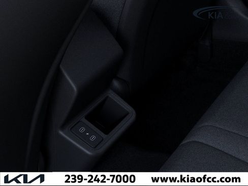 New 2026 Kia K4 FWD image 26