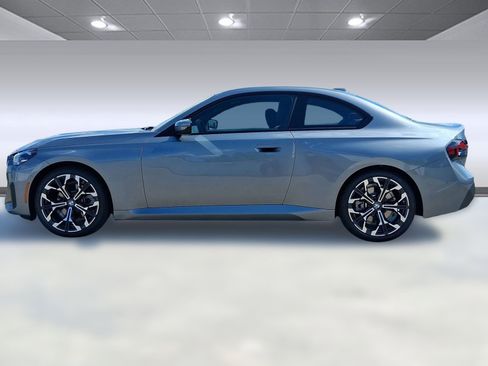 Used 2025 BMW 230i 230i w/ Convenience Package image 2