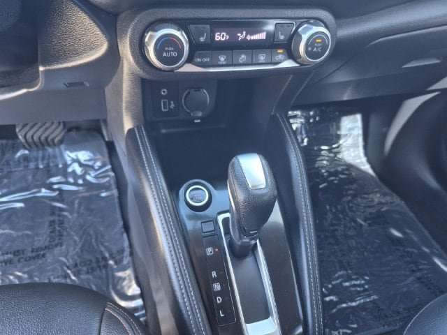 Used 2019 Nissan Kicks SR w/ SR Premium Package FWD image 12
