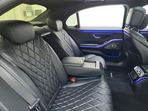 Certified 2023 Mercedes-Benz S 580 4MATIC Sedan image 31