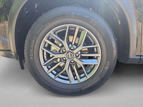 Used 2024 Nissan Rogue S AWD/4WD image 24