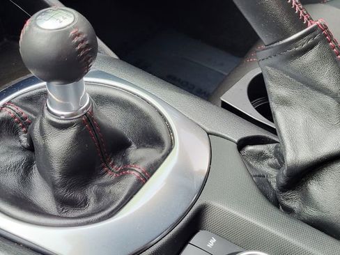 Used 2019 MAZDA MX-5 Miata RF Club RWD image 12