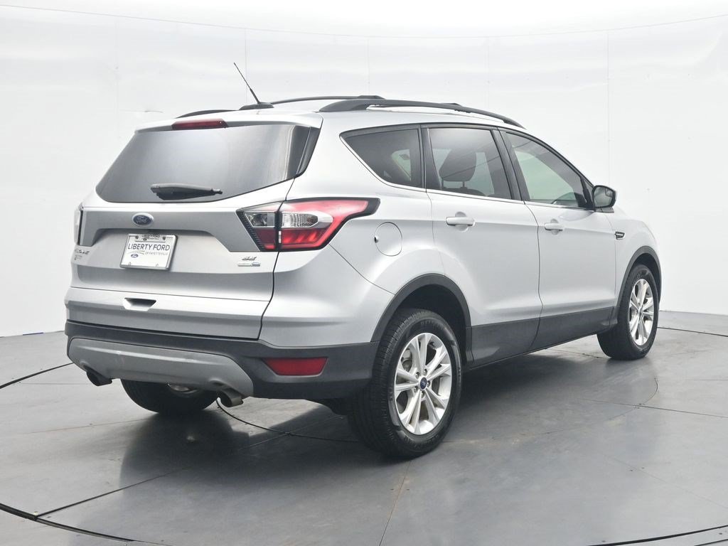 Used 2018 Ford Escape SE AWD/4WD image 5