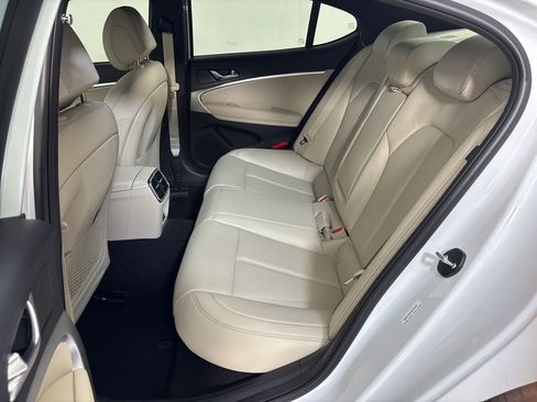 New 2026 Genesis G70 2.5T RWD image 20