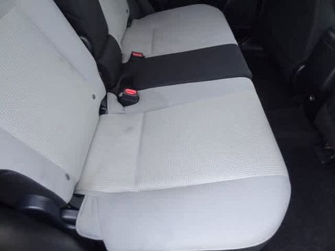 Used 2017 Toyota RAV4 XLE image 24