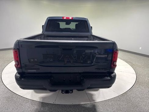 Used 2025 RAM 2500 Big Horn AWD/4WD image 4