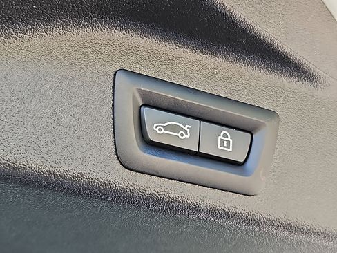 Used 2023 BMW X5 xDrive40i image 29